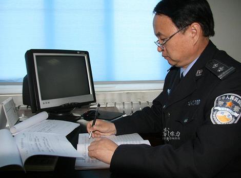 捉贼捉赃，捉奸捉双