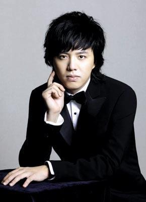 德尊望重