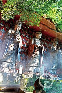 重岩叠障