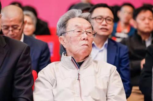 衔口垫背
